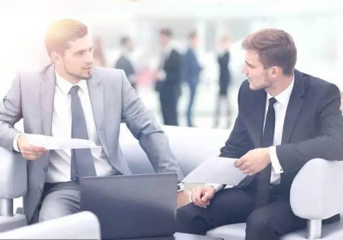 新疆出轨调查：离婚案件如何提房产分割···